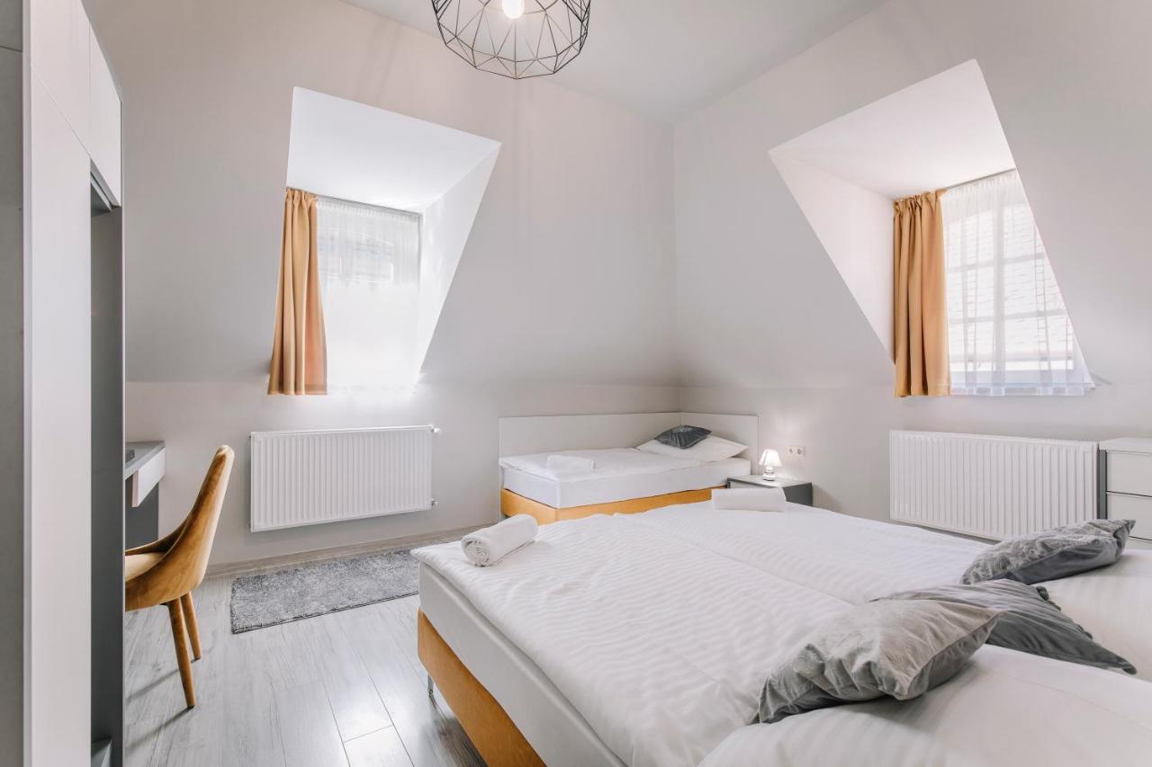Soho Apartmanház Győr Exterior foto