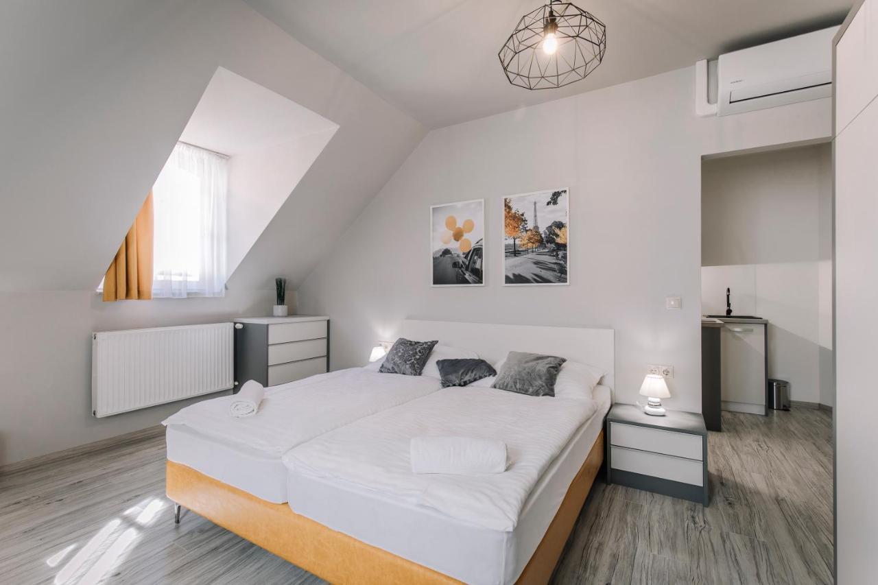 Soho Apartmanház Győr Exterior foto