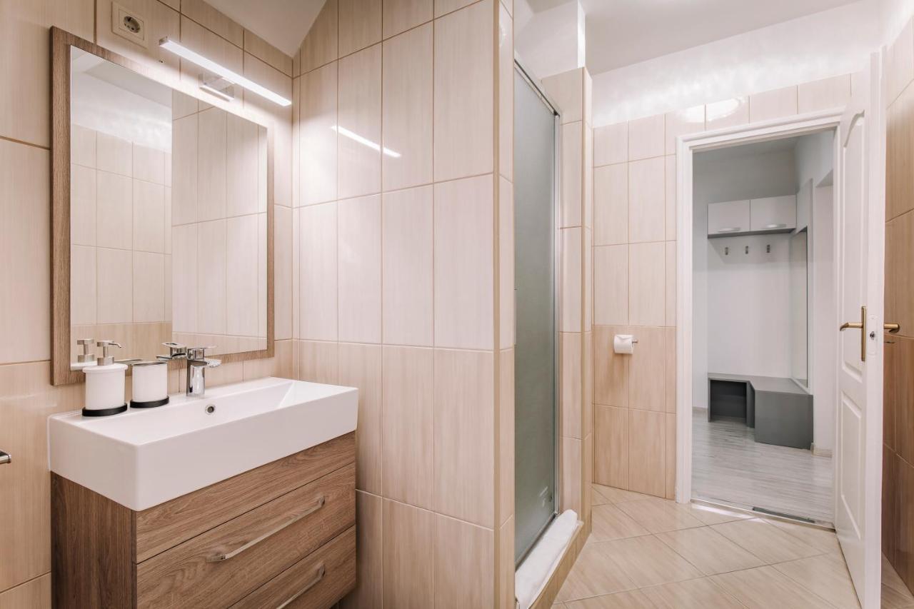 Soho Apartmanház Győr Exterior foto